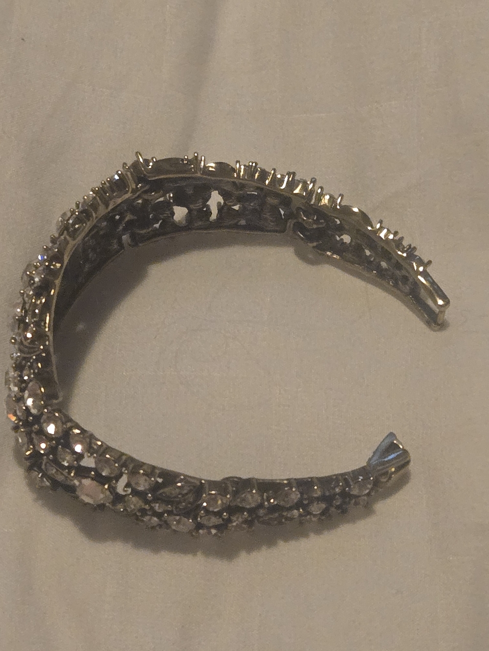 Heidi Daus Silver-Tone Crystal Leaf Statement Cuff Bracelet - Picture 4 of 8